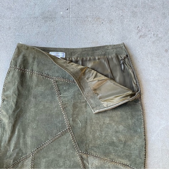 Vintage label Green 100% suede Leather midi length skirt ethereal size 16 - Picture 3 of 6